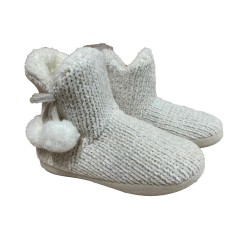Women's Target Cream Scarlett Slipper Boots 2 Pack |  Size Medium