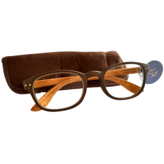 IS Gift Brand Natural Frame Reading Glasses with Soft Case| Brown